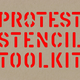 Illustration for article titled Ungváry Krisztián is a tankönyvlista ellen tiltakozók között